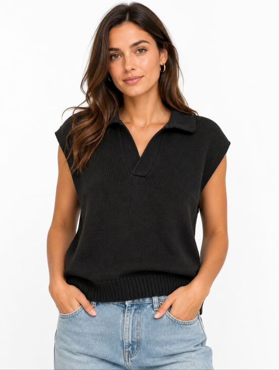 Zara Sweaters - ZARA Knit Sleeveless Sweater Vest Black Size M Collared Minimalist Layering Top